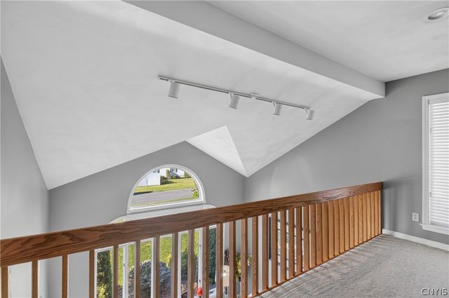 32 Morgan Lane, New Hartford, NY 13413