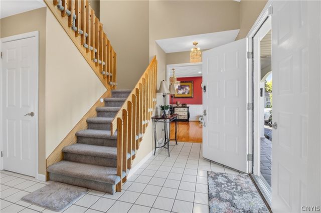 32 Morgan Lane, New Hartford, NY 13413