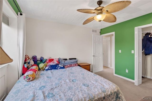 32 Morgan Lane, New Hartford, NY 13413
