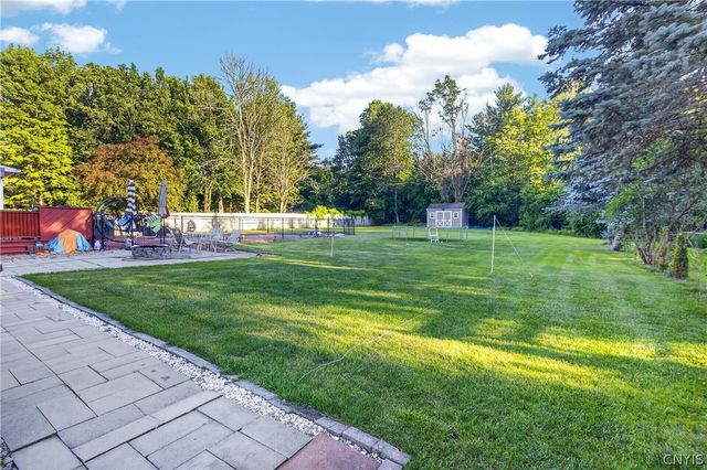 32 Morgan Lane, New Hartford, NY 13413