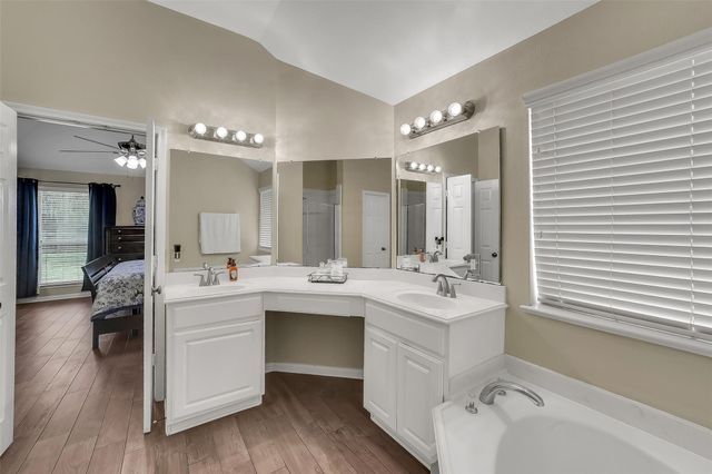 7306 Still Haven Drive, Richmond, TX 77407