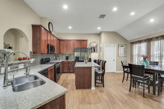 7306 Still Haven Drive, Richmond, TX 77407