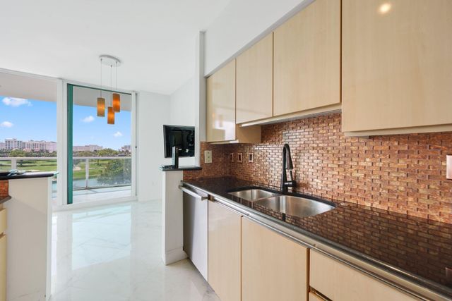 500 SE Mizner Boulevard A404, Boca Raton, FL 33432