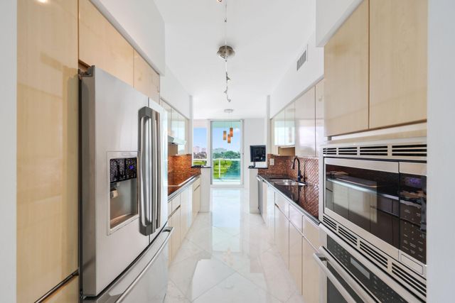 500 SE Mizner Boulevard A404, Boca Raton, FL 33432