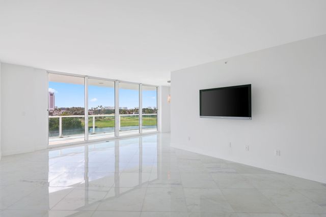 500 SE Mizner Boulevard A404, Boca Raton, FL 33432