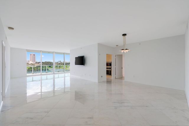500 SE Mizner Boulevard A404, Boca Raton, FL 33432