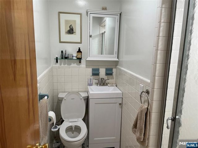 1626 Maple Street, Fort Lee, NJ 07024