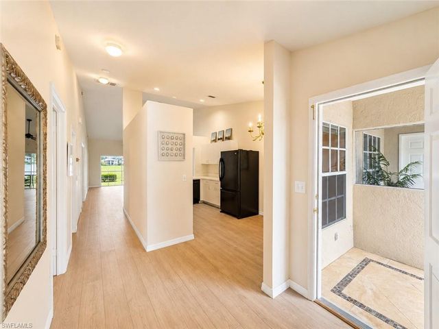 2888 Crown Pointe BLVD, Naples, FL 34112