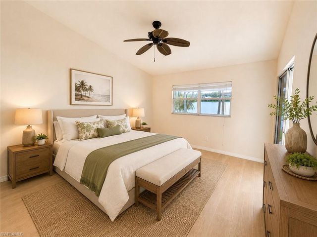 2888 Crown Pointe BLVD, Naples, FL 34112