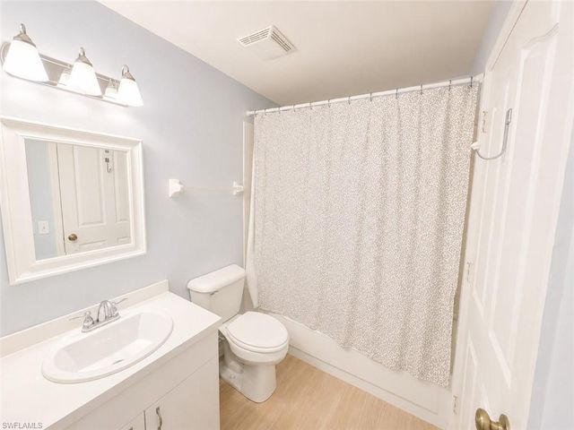 2888 Crown Pointe BLVD, Naples, FL 34112
