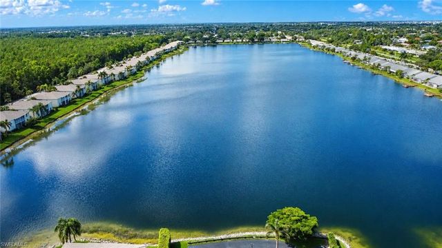 2888 Crown Pointe BLVD, Naples, FL 34112