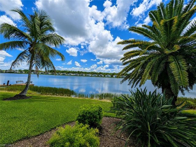 2888 Crown Pointe BLVD, Naples, FL 34112