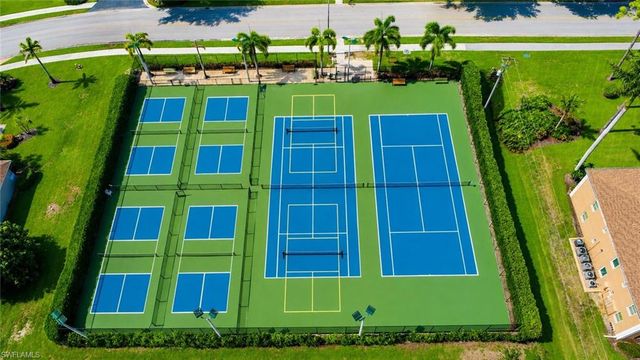 2888 Crown Pointe BLVD, Naples, FL 34112