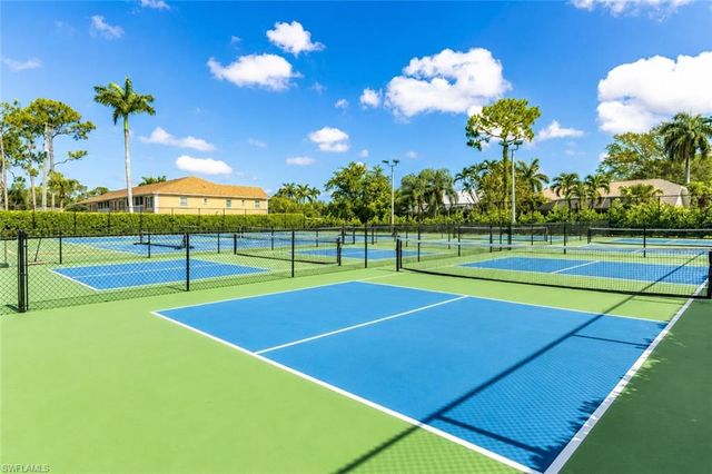 2888 Crown Pointe BLVD, Naples, FL 34112