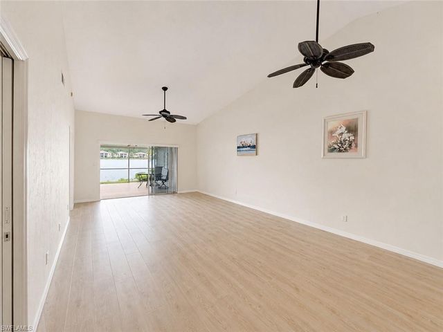 2888 Crown Pointe BLVD, Naples, FL 34112