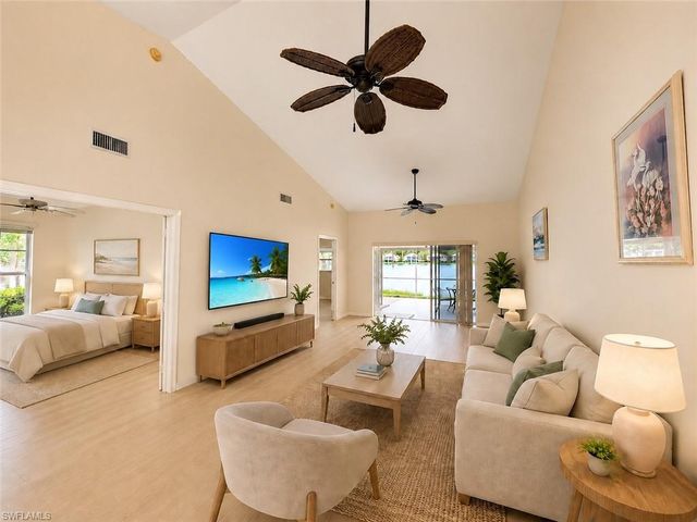 2888 Crown Pointe BLVD, Naples, FL 34112