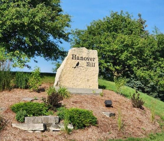 W279N5331 Hanover Hill COURT, Lisbon, WI 53089
