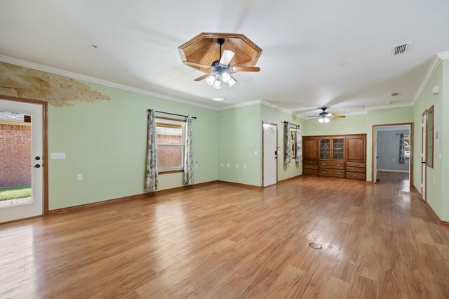 104 Enchanted Court, Red Oak, TX 75154