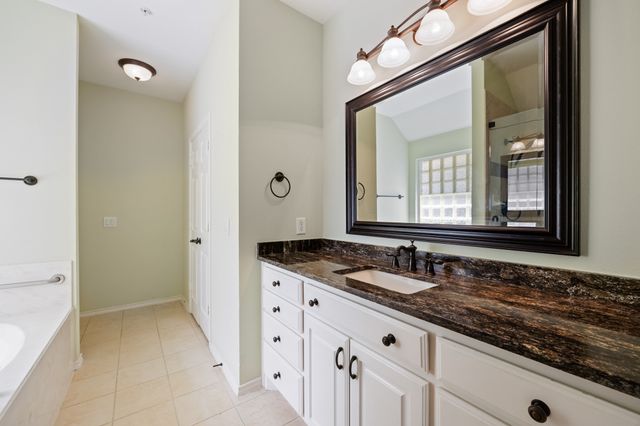 104 Enchanted Court, Red Oak, TX 75154