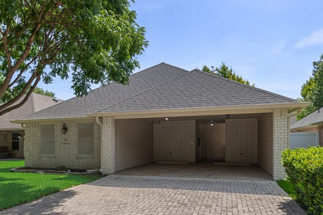 104 Enchanted Court, Red Oak, TX 75154