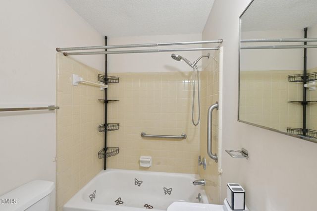 555 Dacian Road, Raleigh, NC 27610