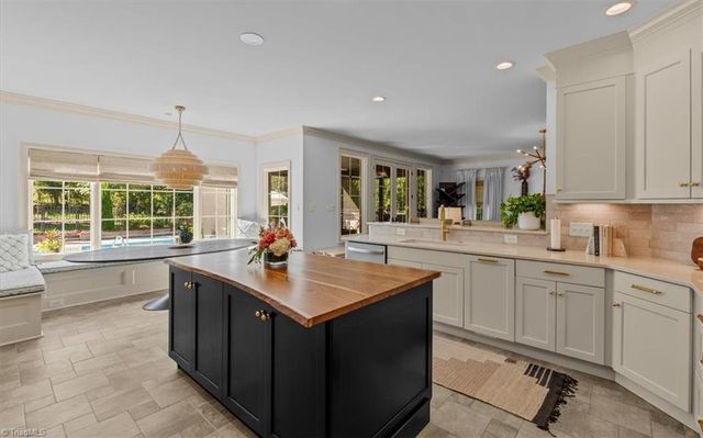 7376 Hidden View Drive, Oak Ridge, NC 27310