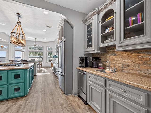 13991 Jbk Memorial Drive, Willis, TX 77318