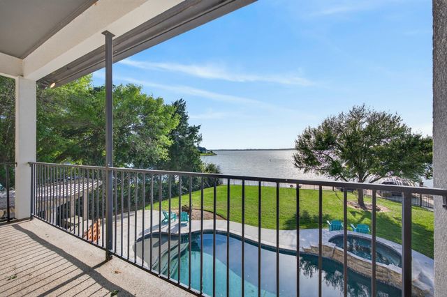 13991 Jbk Memorial Drive, Willis, TX 77318