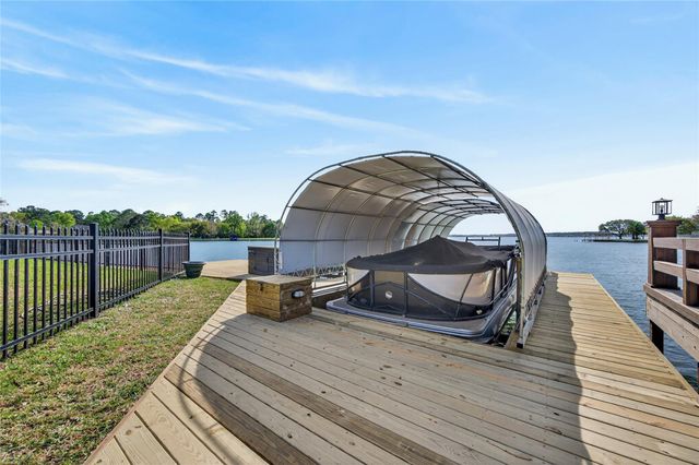 13991 Jbk Memorial Drive, Willis, TX 77318