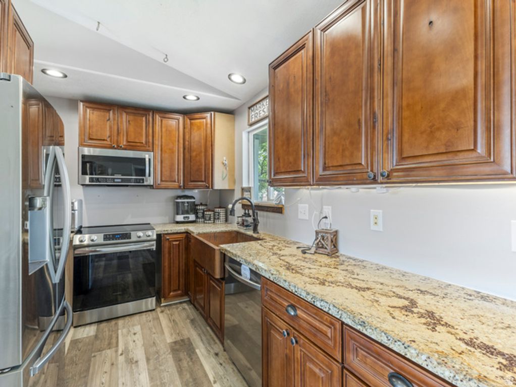 17 E 200 N ST, Cedar Fort, UT 84013 — photo 5