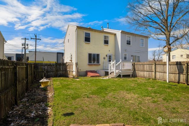 118 Wilton Avenue, Middlesex, NJ 08846