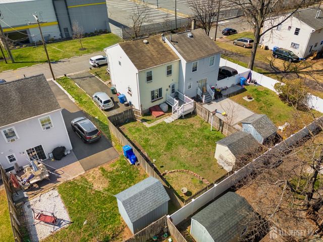 118 Wilton Avenue, Middlesex, NJ 08846