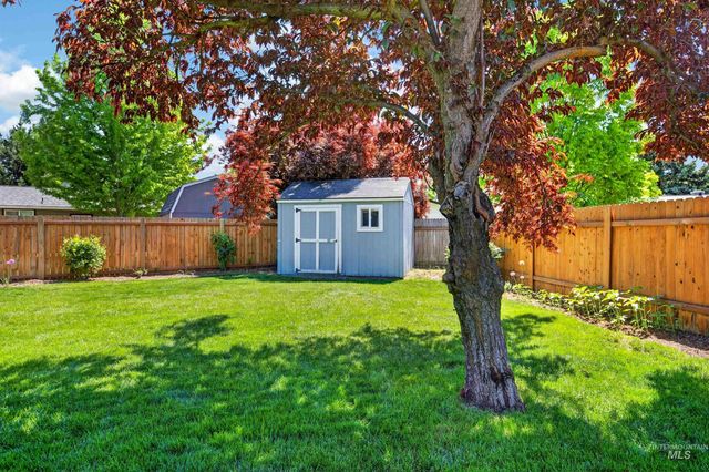 9675 W Caraway Dr, Boise, ID 83704