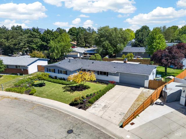 9675 W Caraway Dr, Boise, ID 83704