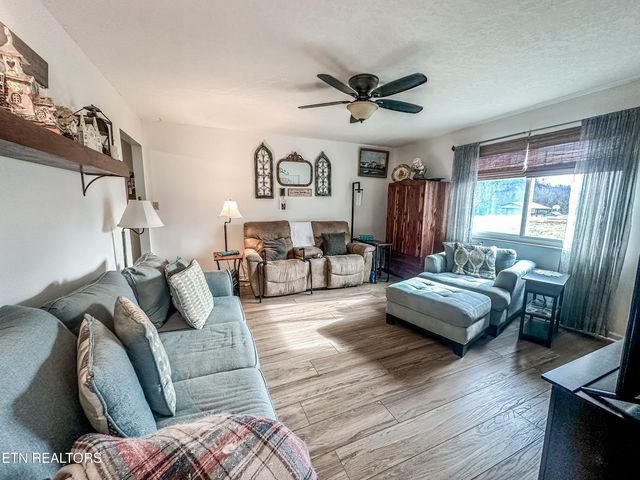 3739 Williams Mill Rd, Rockford, TN 37853