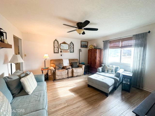 3739 Williams Mill Rd, Rockford, TN 37853