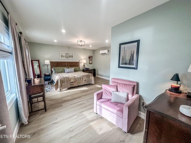 3739 Williams Mill Rd, Rockford, TN 37853