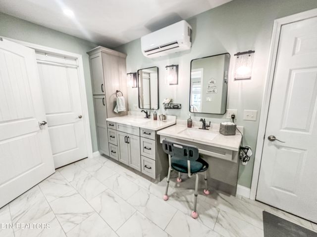 3739 Williams Mill Rd, Rockford, TN 37853