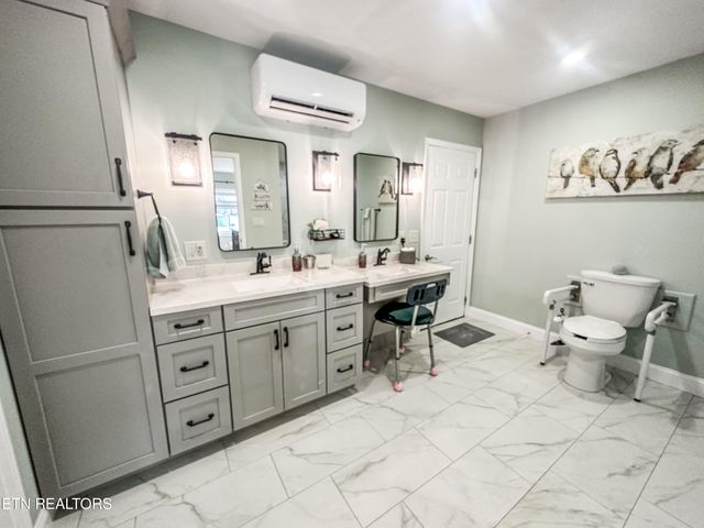 3739 Williams Mill Rd, Rockford, TN 37853