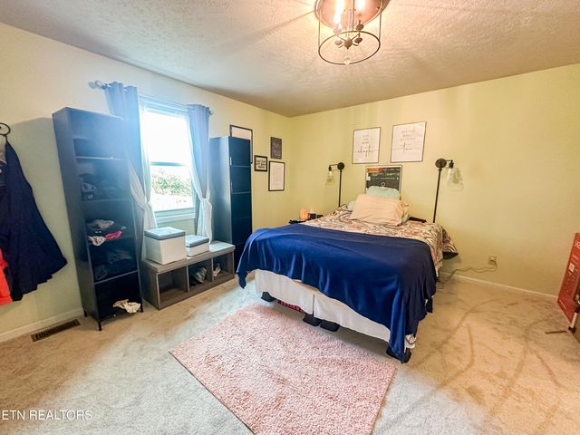 3739 Williams Mill Rd, Rockford, TN 37853