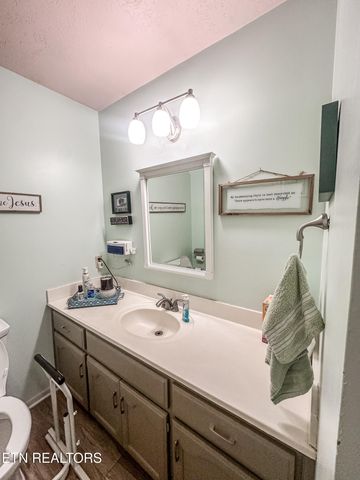 3739 Williams Mill Rd, Rockford, TN 37853