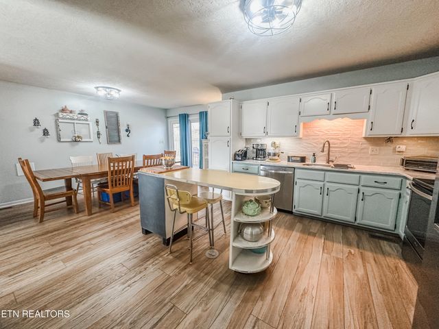 3739 Williams Mill Rd, Rockford, TN 37853