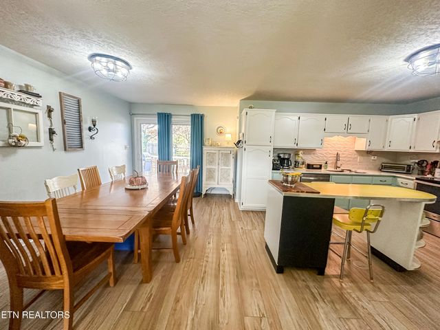 3739 Williams Mill Rd, Rockford, TN 37853