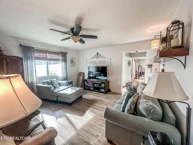 3739 Williams Mill Rd, Rockford, TN 37853