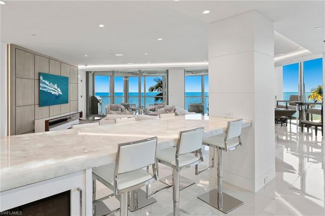 4951 Gulf Shore BLVD N # 103, Naples, FL 34103