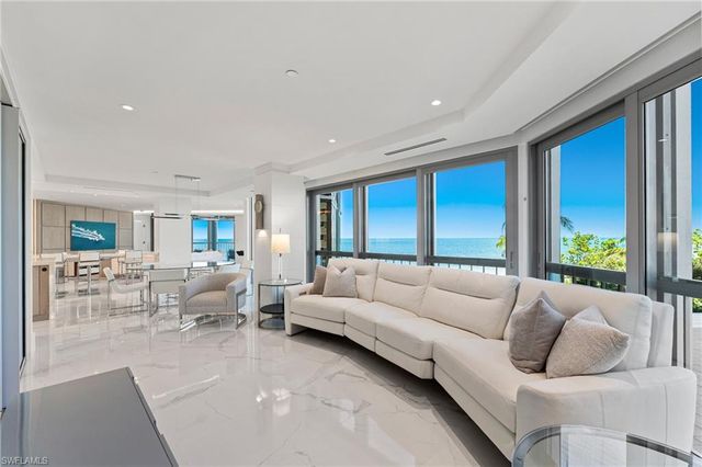 4951 Gulf Shore BLVD N # 103, Naples, FL 34103
