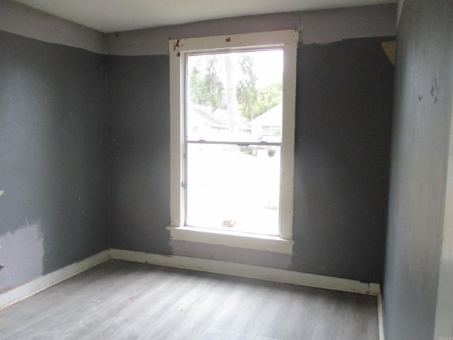 1812 W Long 17th Street, North Little Rock, AR 72114