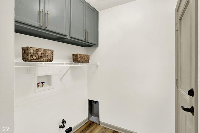 511 Boonesboro Road, Greenwood, IN 46142