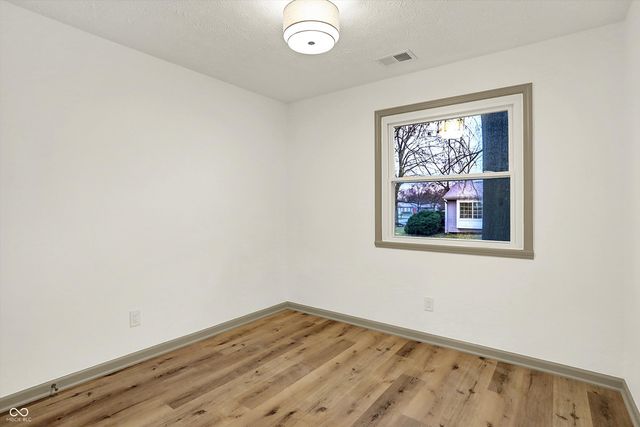 511 Boonesboro Road, Greenwood, IN 46142