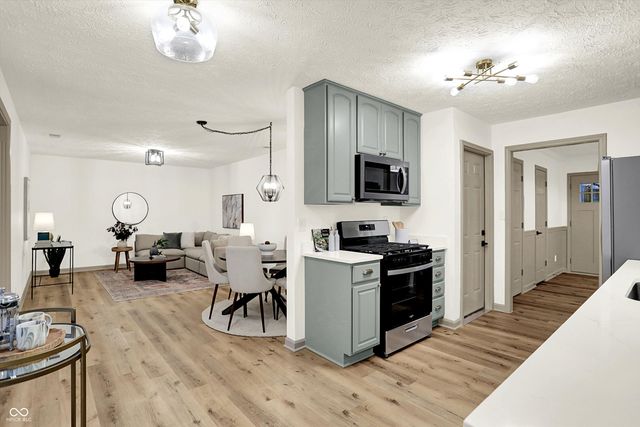 511 Boonesboro Road, Greenwood, IN 46142